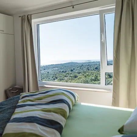 Alacinda * Rogoznica (Sibenik-Knin)